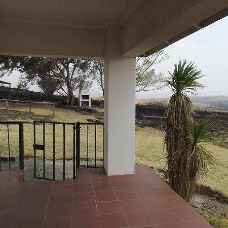 Pumula Guest Farm Villa เฟอรีส์เบิร์ก ภายนอก รูปภาพ