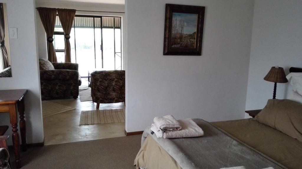 Pumula Guest Farm Villa เฟอรีส์เบิร์ก ภายนอก รูปภาพ