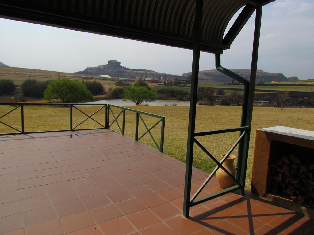 Pumula Guest Farm Villa เฟอรีส์เบิร์ก ภายนอก รูปภาพ