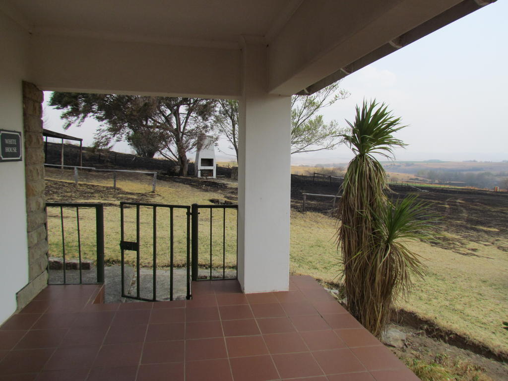 Pumula Guest Farm Villa เฟอรีส์เบิร์ก ภายนอก รูปภาพ