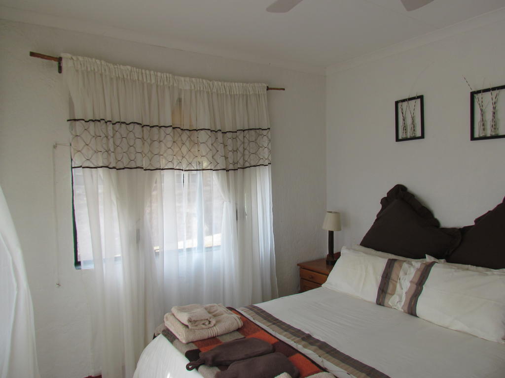 Pumula Guest Farm Villa เฟอรีส์เบิร์ก ภายนอก รูปภาพ